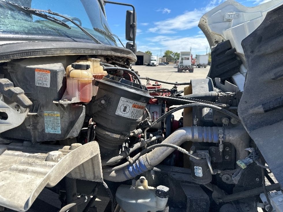 Flatbed Truck-Light and Medium Duty Trucks-Freightliner-2018-M2-West Sacramento-CA-172,943\n\t\tmiles-$ 56,750 - Image 24