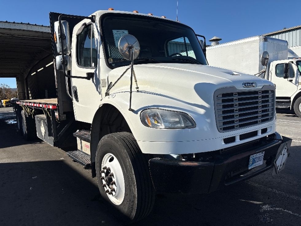 Flatbed Truck-Light and Medium Duty Trucks-Freightliner-2018-M2-West Sacramento-CA-254,178\n\t\tmiles-$ 52,500 - Image 1