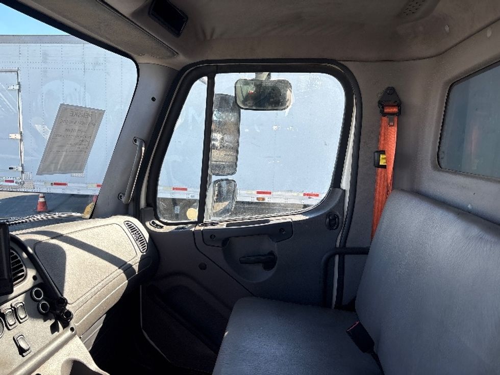 Flatbed Truck-Light and Medium Duty Trucks-Freightliner-2018-M2-West Sacramento-CA-254,178\n\t\tmiles-$ 52,500 - Image 19