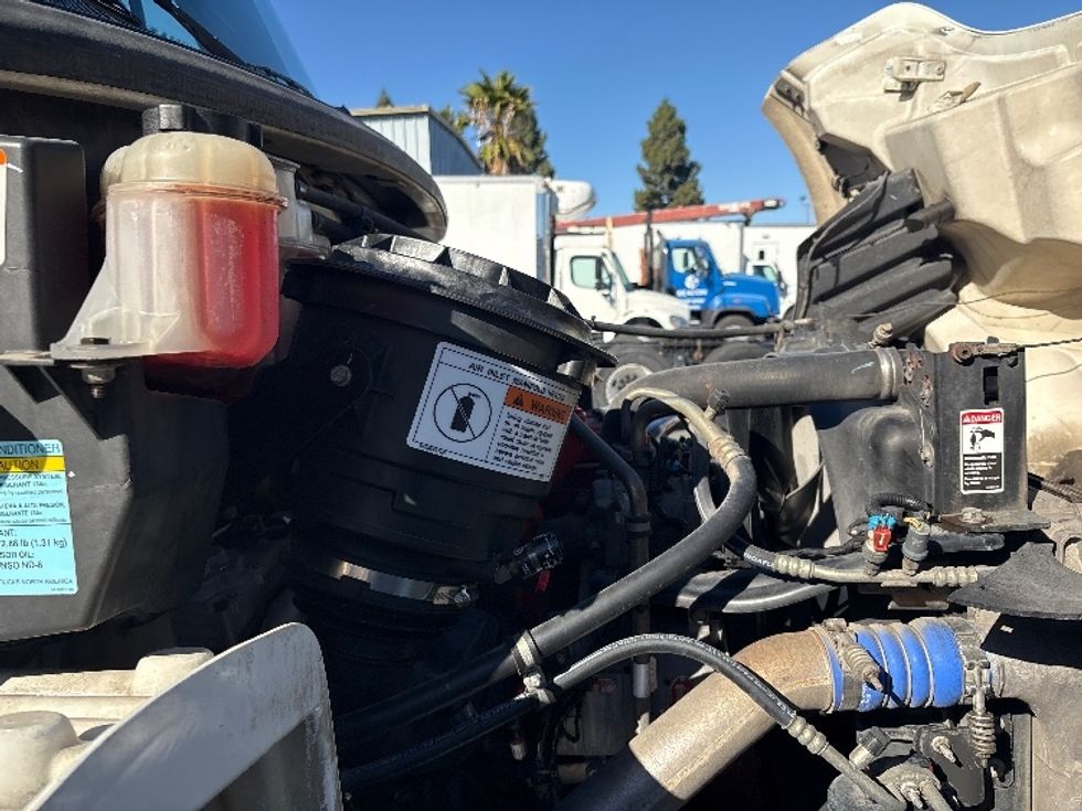 Flatbed Truck-Light and Medium Duty Trucks-Freightliner-2018-M2-West Sacramento-CA-254,178\n\t\tmiles-$ 52,500 - Image 23