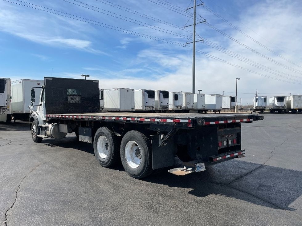 Flatbed Truck-Light and Medium Duty Trucks-Freightliner-2018-M211264S-Aurora-CO-182,941\n\t\tmiles-$ 100,250 - Image 6