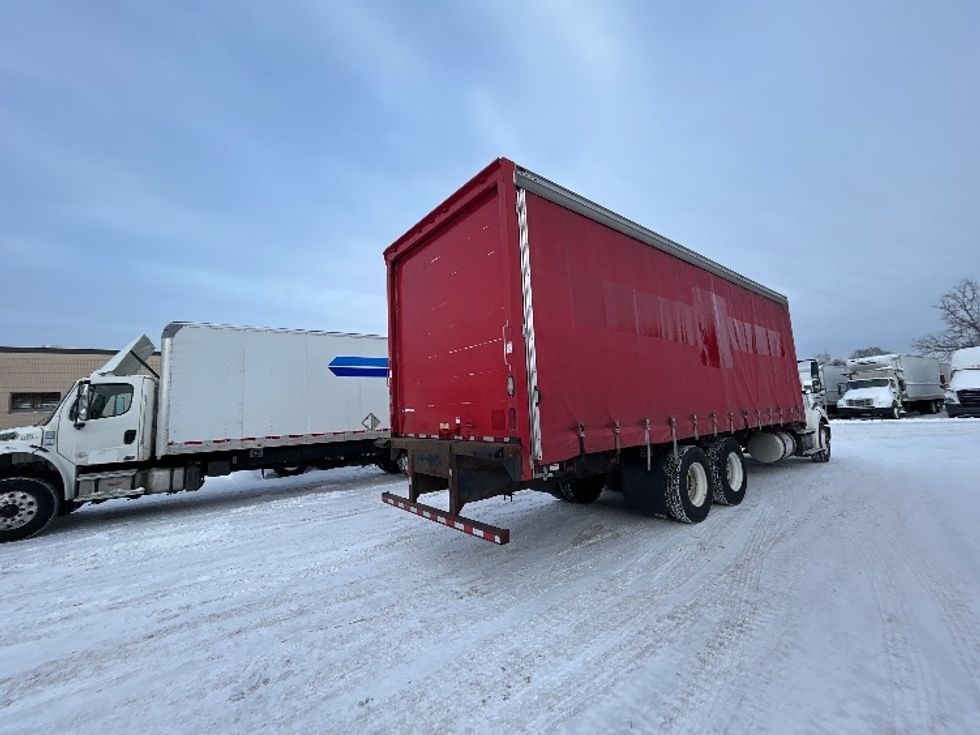 Flatbed Truck-Light and Medium Duty Trucks-Freightliner-2018-M211264S-Brooklyn Park-MN-215,152\n\t\tmiles-$ 81,000 - Image 12