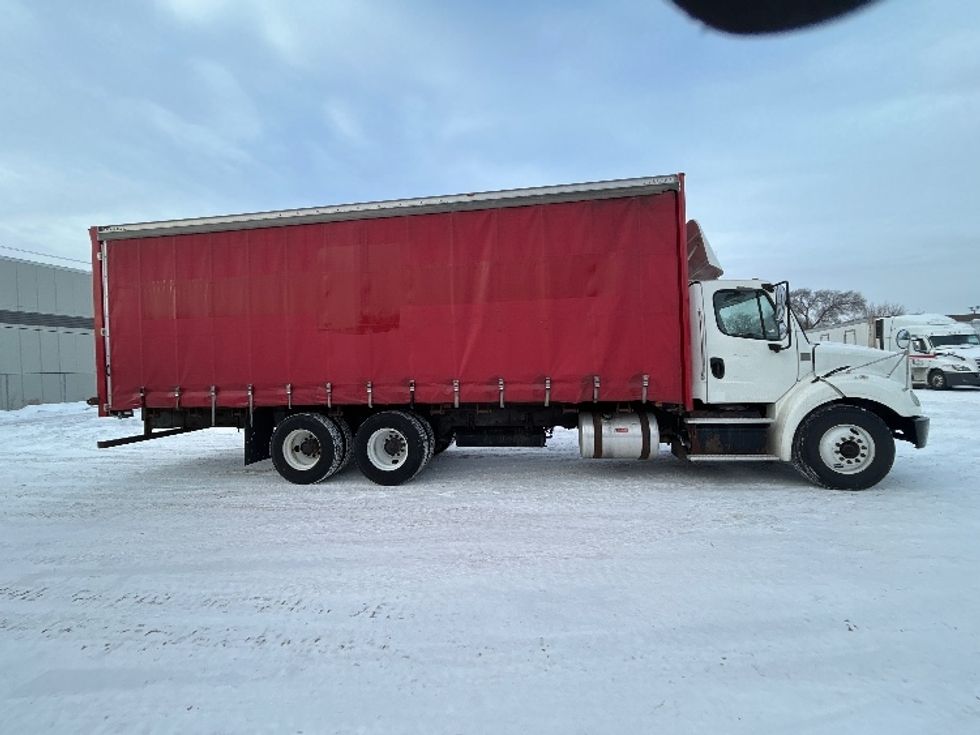 Flatbed Truck-Light and Medium Duty Trucks-Freightliner-2018-M211264S-Brooklyn Park-MN-215,152\n\t\tmiles-$ 81,000 - Image 14