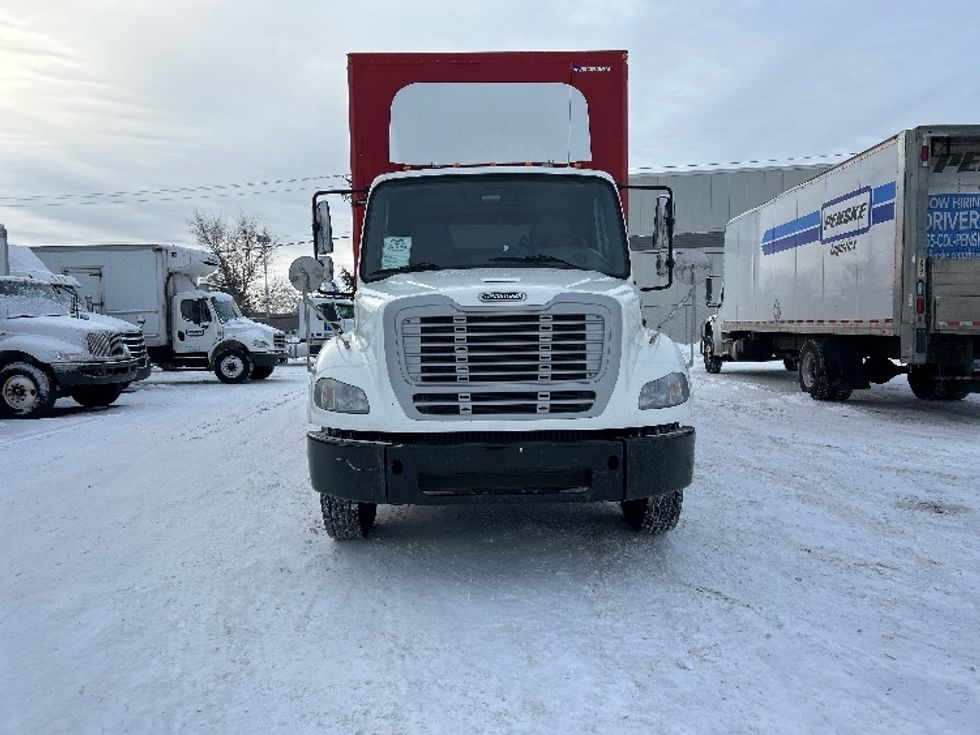 Flatbed Truck-Light and Medium Duty Trucks-Freightliner-2018-M211264S-Brooklyn Park-MN-215,152\n\t\tmiles-$ 81,000 - Image 2