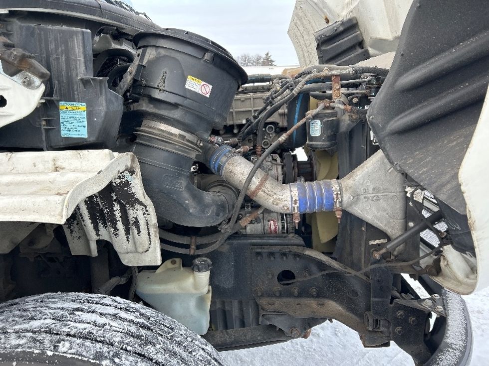 Flatbed Truck-Light and Medium Duty Trucks-Freightliner-2018-M211264S-Brooklyn Park-MN-215,152\n\t\tmiles-$ 81,000 - Image 22