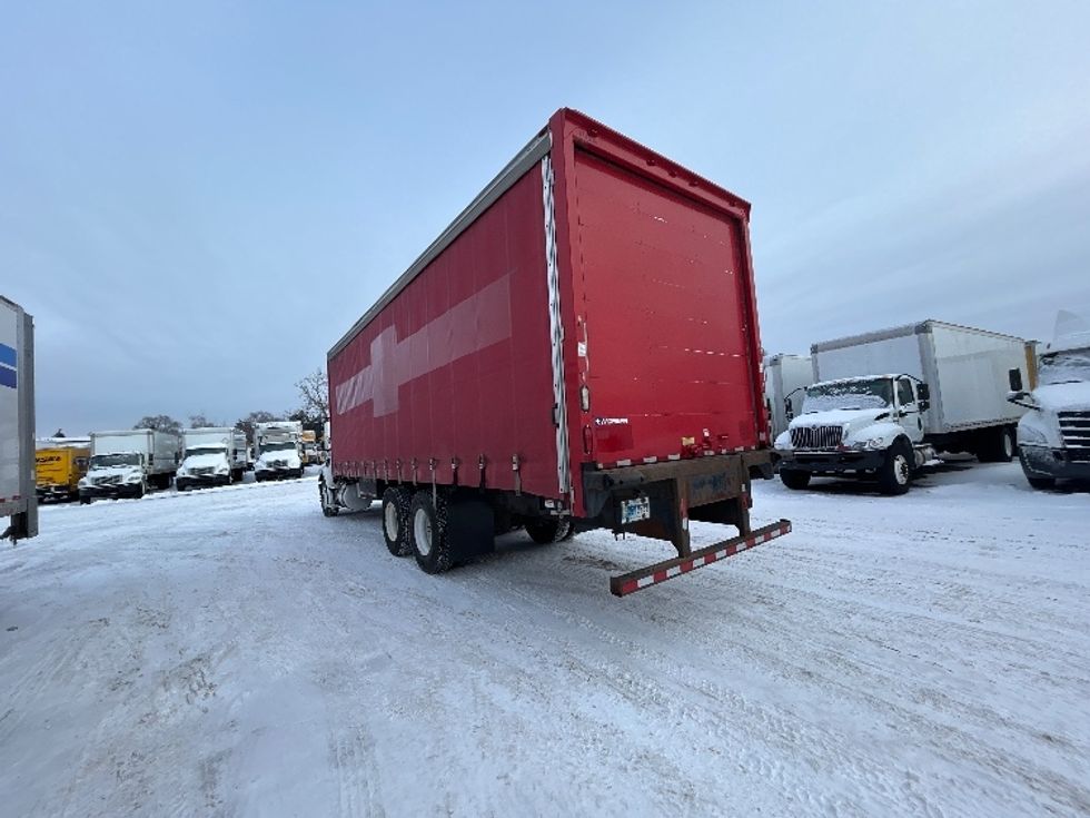 Flatbed Truck-Light and Medium Duty Trucks-Freightliner-2018-M211264S-Brooklyn Park-MN-215,152\n\t\tmiles-$ 81,000 - Image 6