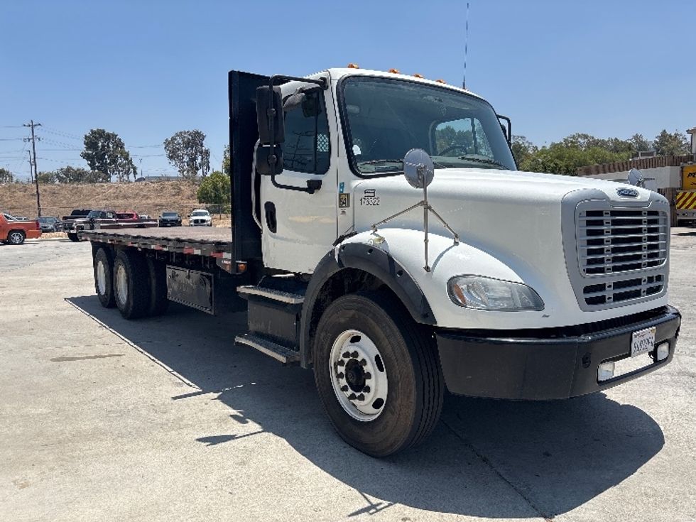 Flatbed Truck-Light and Medium Duty Trucks-Freightliner-2018-M211264S-Fontana-CA-227,156\n\t\tmiles-$ 78,000 - Image 1