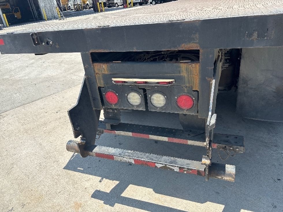 Flatbed Truck-Light and Medium Duty Trucks-Freightliner-2018-M211264S-Fontana-CA-227,156\n\t\tmiles-$ 78,000 - Image 21