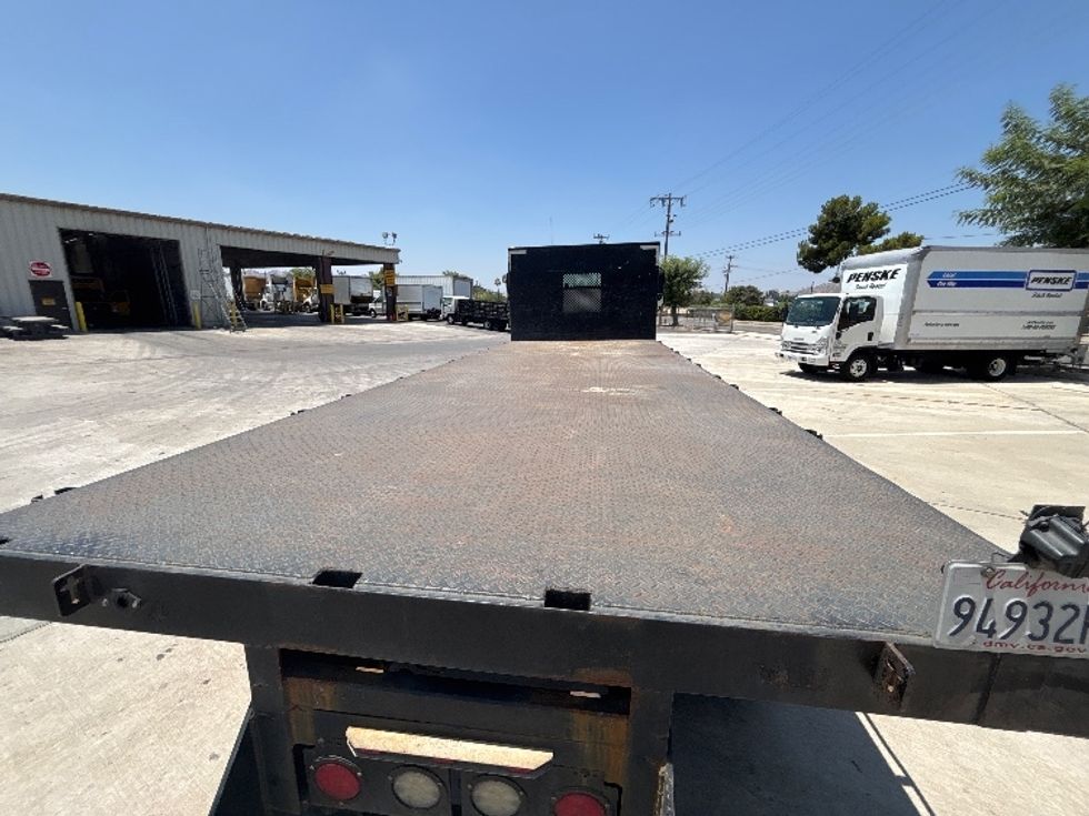 Flatbed Truck-Light and Medium Duty Trucks-Freightliner-2018-M211264S-Fontana-CA-227,156\n\t\tmiles-$ 78,000 - Image 8