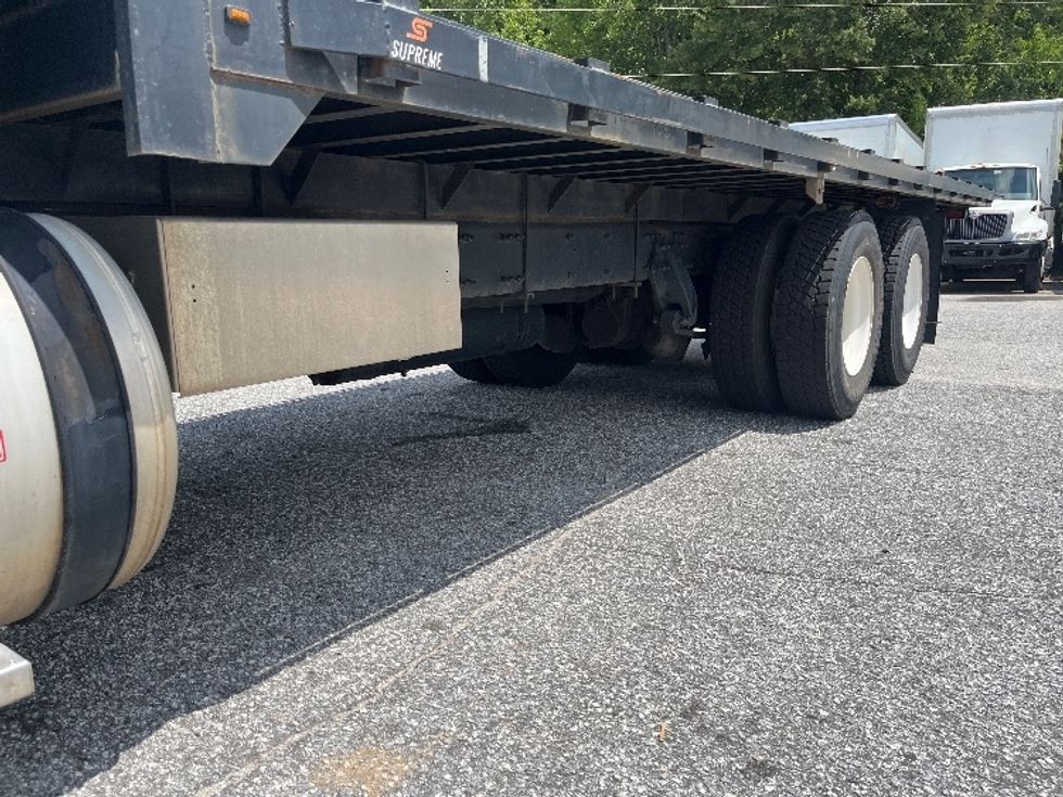 Flatbed Truck-Light and Medium Duty Trucks-Freightliner-2018-M211264S-Greer-SC-140,896\n\t\tmiles-$ 90,250 - Image 5