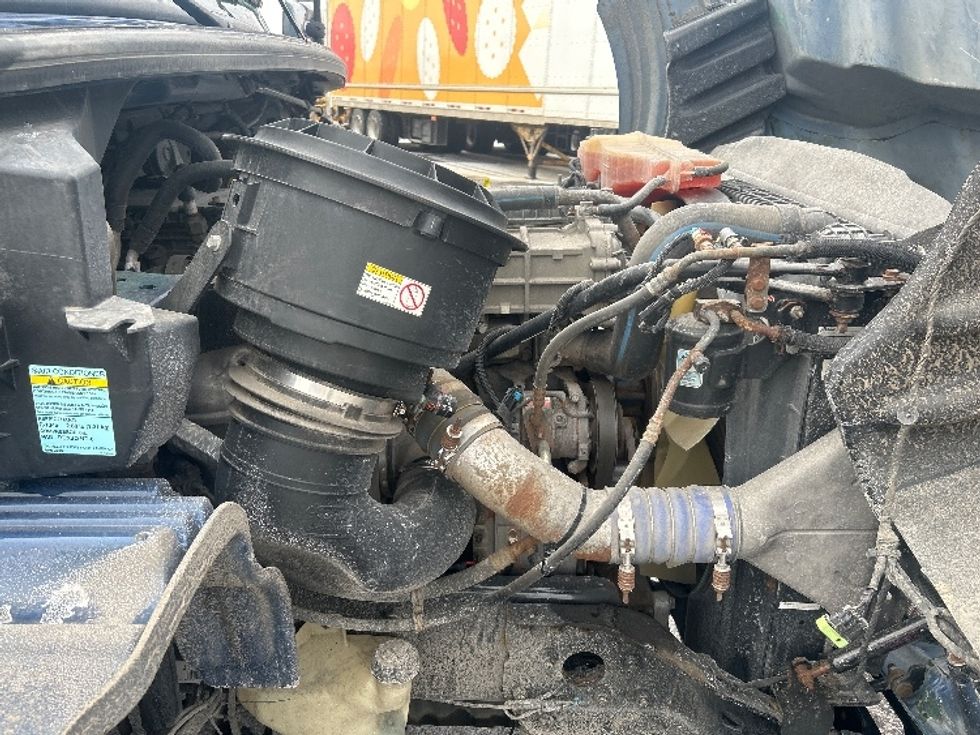 Flatbed Truck-Light and Medium Duty Trucks-Freightliner-2018-M211264S-Middlefield-OH-309,275\n\t\tmiles-$ 73,750 - Image 20