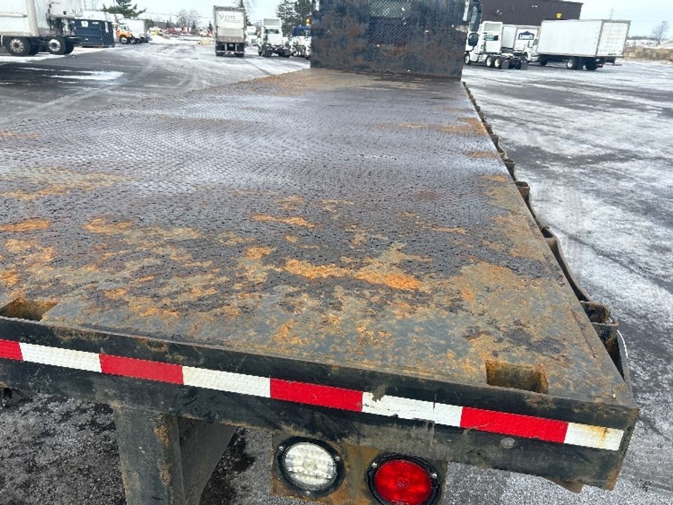 Flatbed Truck-Light and Medium Duty Trucks-Freightliner-2018-M211264S-Middlefield-OH-309,275\n\t\tmiles-$ 73,750 - Image 9