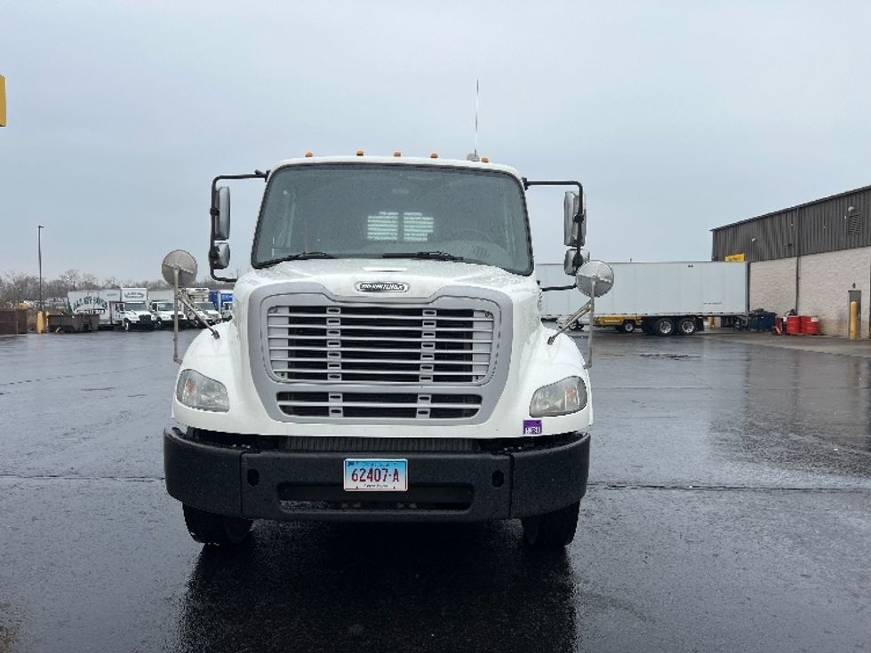 Flatbed Truck-Light and Medium Duty Trucks-Freightliner-2018-M211264S-Westfield-MA-398,294\n\t\tmiles-$ 80,750 - Image 2