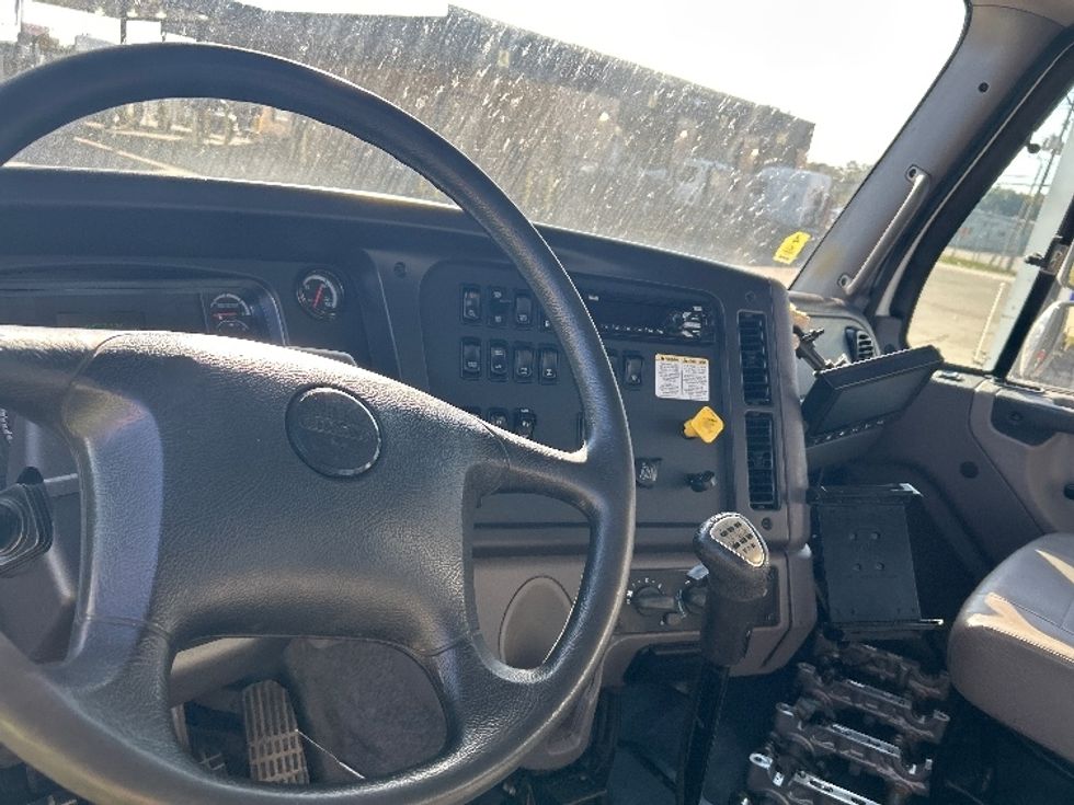 Flatbed Truck-Light and Medium Duty Trucks-Freightliner-2019-114SD-Beaumont-TX-240,563\n\t\tmiles-$ 30,000 - Image 15