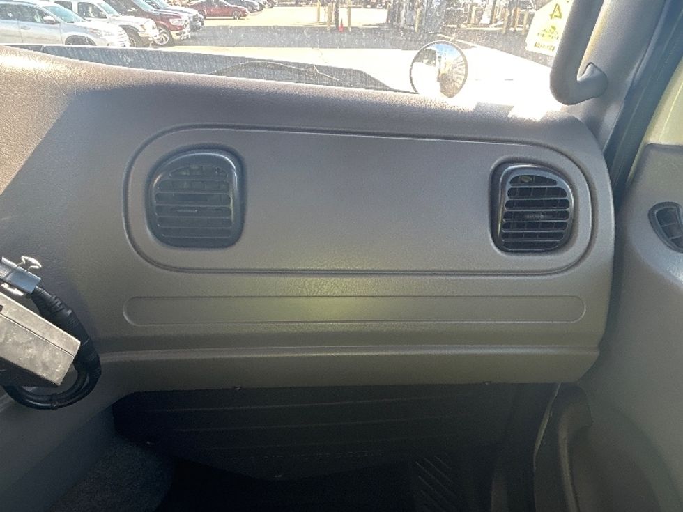 Flatbed Truck-Light and Medium Duty Trucks-Freightliner-2019-114SD-Beaumont-TX-240,563\n\t\tmiles-$ 30,000 - Image 19