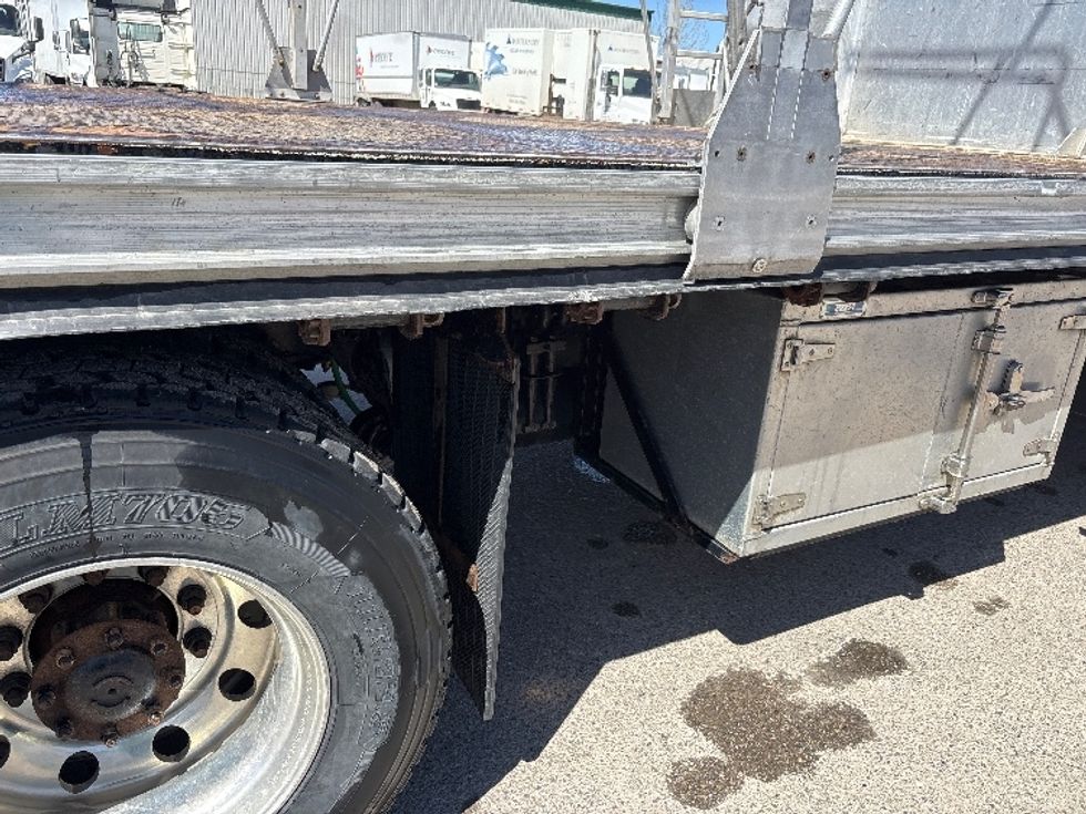 Flatbed Truck-Light and Medium Duty Trucks-Freightliner-2019-114SD-Calgary-AB-146,512\n\t\tkm-$ 143,500 - Image 10