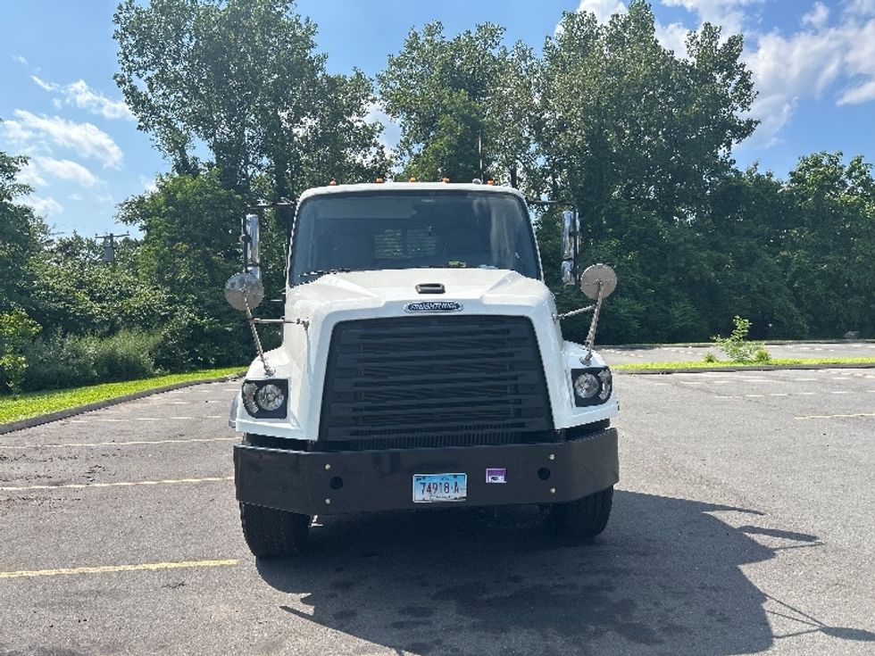 Flatbed Truck-Light and Medium Duty Trucks-Freightliner-2019-114SD-Chicopee-MA-166,433\n\t\tmiles-$ 109,250 - Image 2