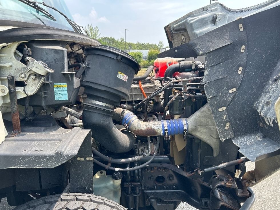 Flatbed Truck-Light and Medium Duty Trucks-Freightliner-2019-114SD-Fitchburg-MA-235,691\n\t\tmiles-$ 95,000 - Image 22