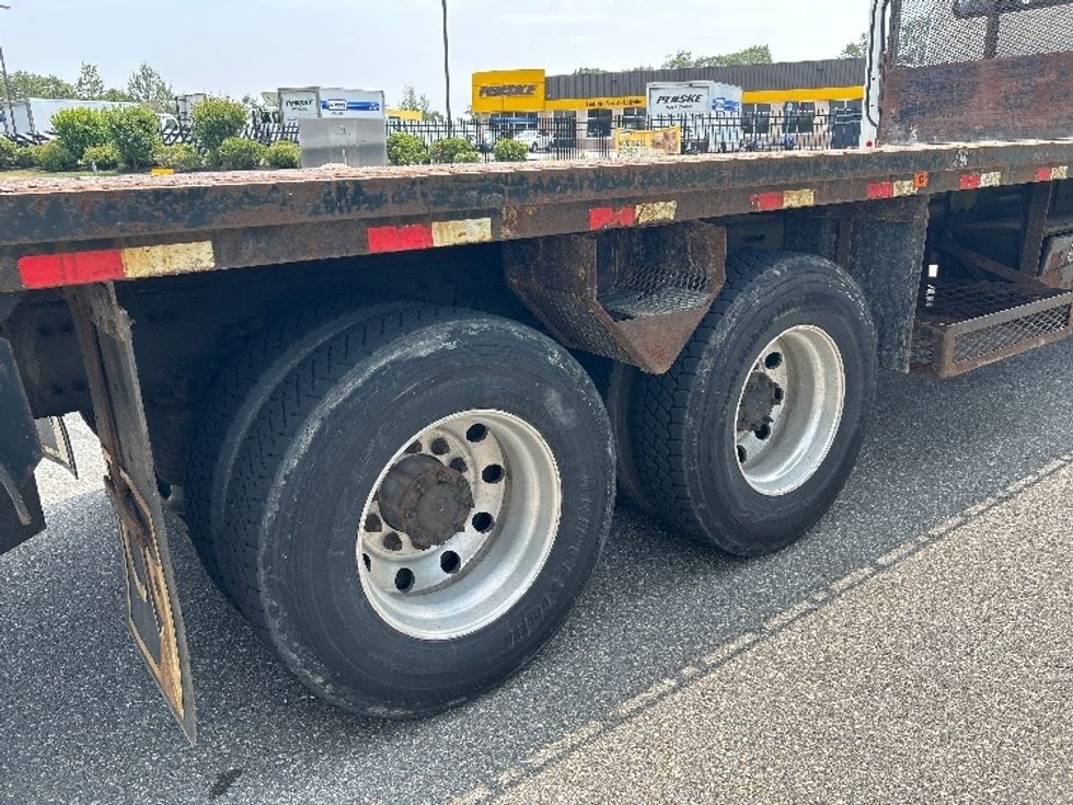 Flatbed Truck-Light and Medium Duty Trucks-Freightliner-2019-114SD-Fitchburg-MA-235,691\n\t\tmiles-$ 95,000 - Image 24