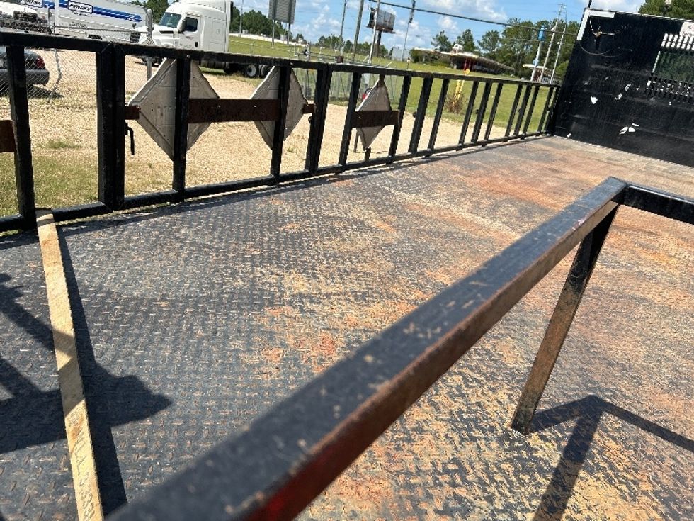 Flatbed Truck-Light and Medium Duty Trucks-Freightliner-2019-114SD-Hattiesburg-MS-257,409\n\t\tmiles-$ 98,250 - Image 10