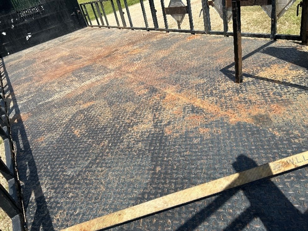 Flatbed Truck-Light and Medium Duty Trucks-Freightliner-2019-114SD-Hattiesburg-MS-257,409\n\t\tmiles-$ 98,250 - Image 11