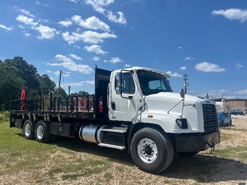 Flatbed Truck-Light and Medium Duty Trucks-Freightliner-2019-114SD-Hattiesburg-MS-312,930\n\t\tmiles-$ 94,000 - Image 1