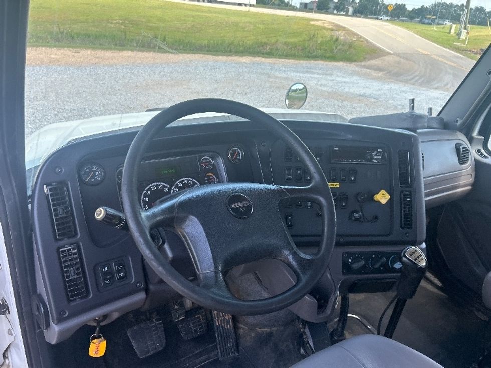 Flatbed Truck-Light and Medium Duty Trucks-Freightliner-2019-114SD-Hattiesburg-MS-312,930\n\t\tmiles-$ 94,000 - Image 17
