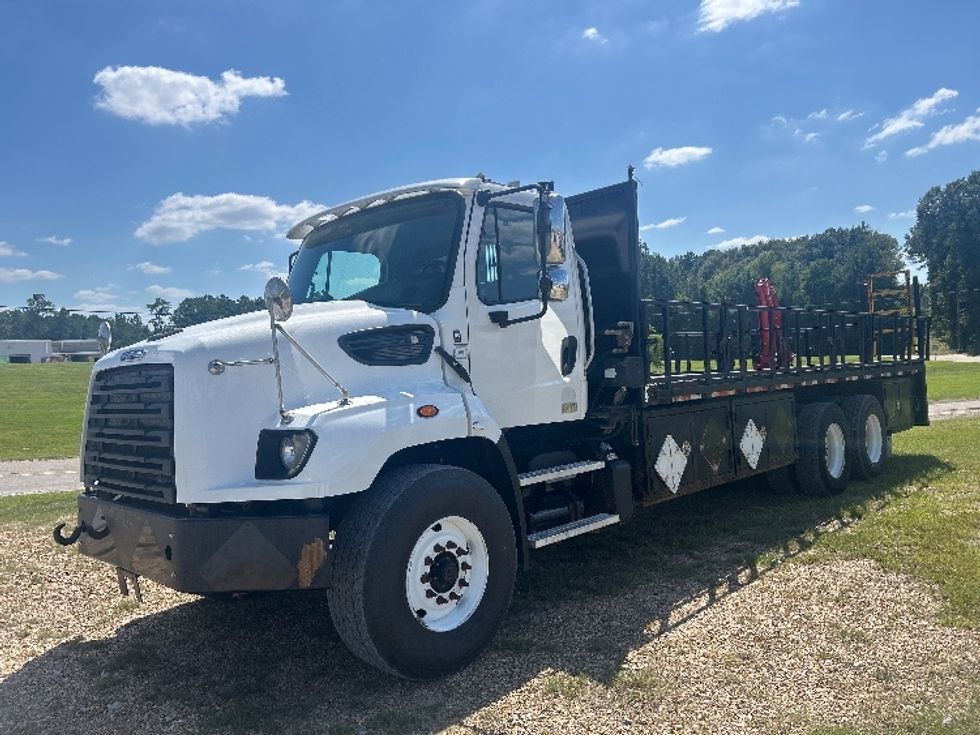 Flatbed Truck-Light and Medium Duty Trucks-Freightliner-2019-114SD-Hattiesburg-MS-312,930\n\t\tmiles-$ 94,000 - Image 3