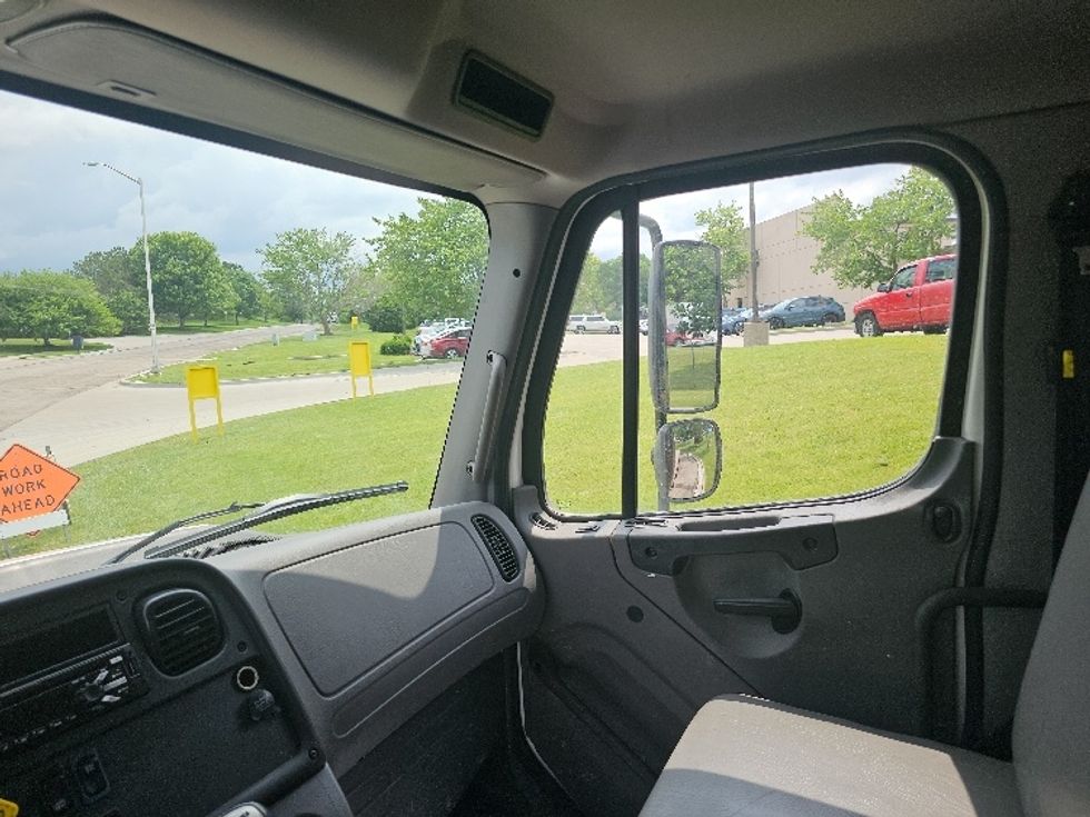 Flatbed Truck-Light and Medium Duty Trucks-Freightliner-2019-114SD-Kansas City-MO-206,762\n\t\tmiles-$ 100,500 - Image 14