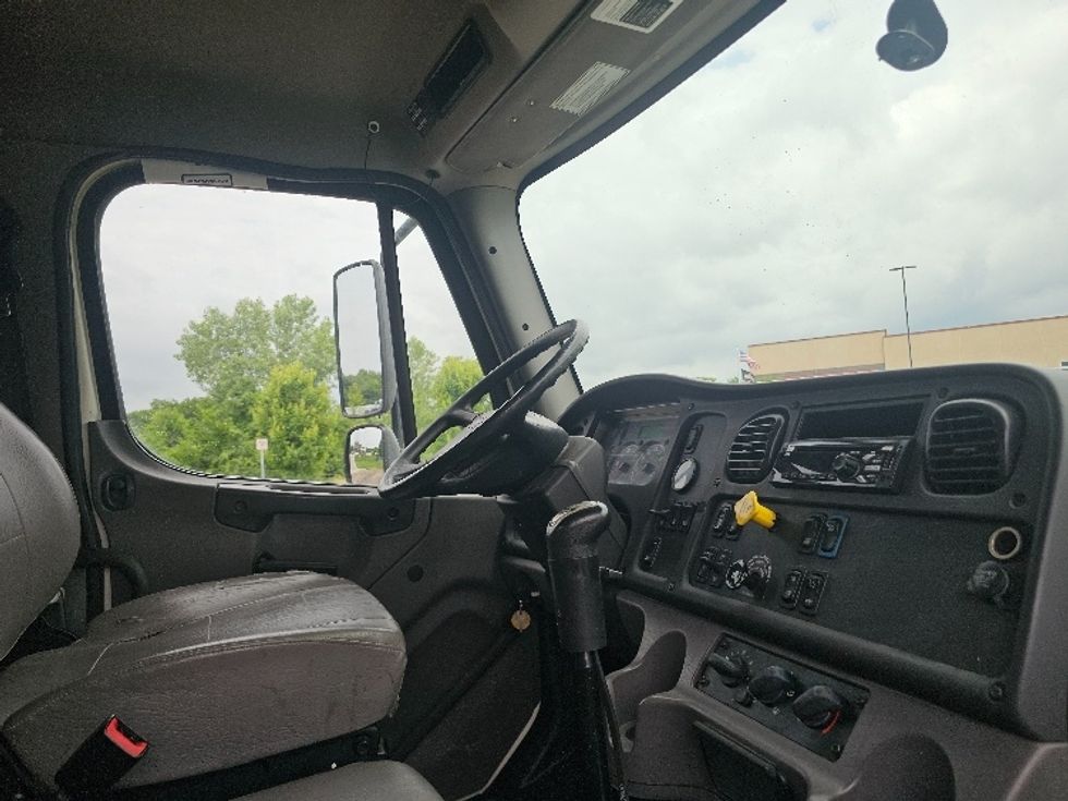 Flatbed Truck-Light and Medium Duty Trucks-Freightliner-2019-114SD-Kansas City-MO-206,762\n\t\tmiles-$ 100,500 - Image 17