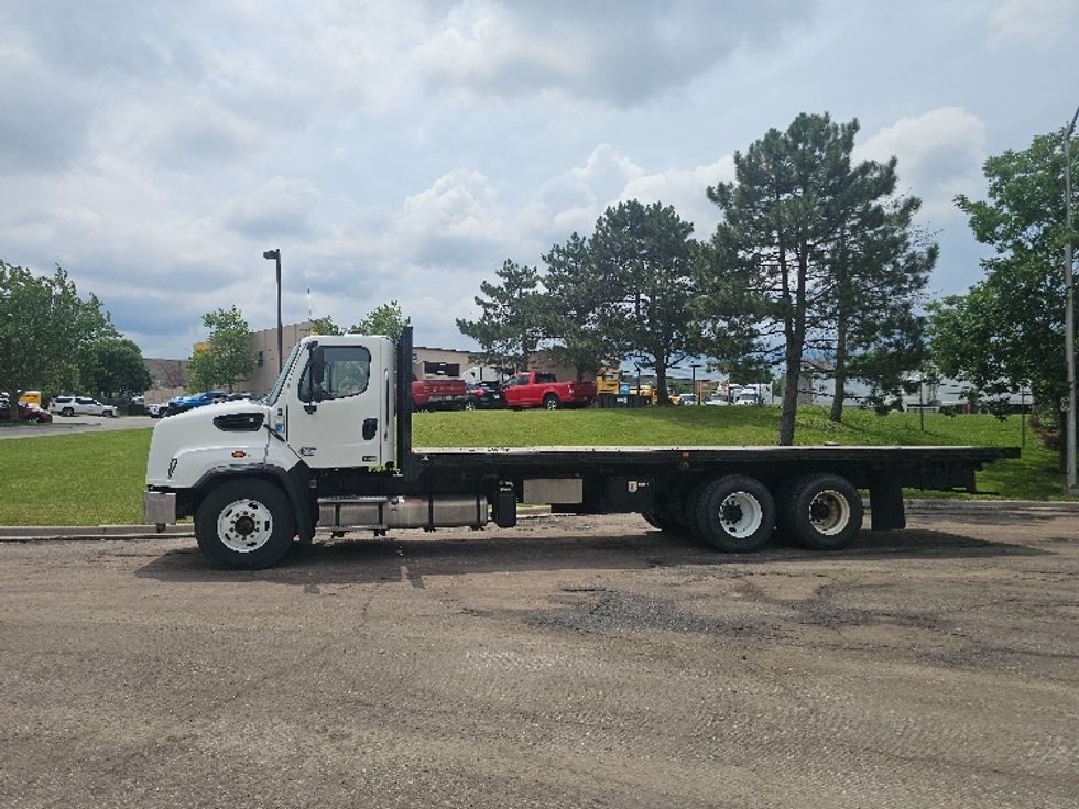 Flatbed Truck-Light and Medium Duty Trucks-Freightliner-2019-114SD-Kansas City-MO-206,762\n\t\tmiles-$ 100,500 - Image 4