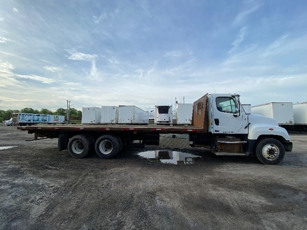 Flatbed Truck-Light and Medium Duty Trucks-Freightliner-2019-114SD-Liverpool-NY-360,000\n\t\tmiles-$ 90,250 - Image 15