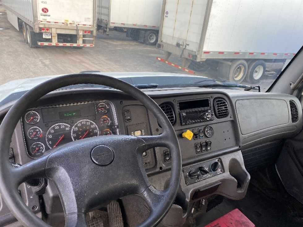 Flatbed Truck-Light and Medium Duty Trucks-Freightliner-2019-114SD-Liverpool-NY-360,000\n\t\tmiles-$ 90,250 - Image 17