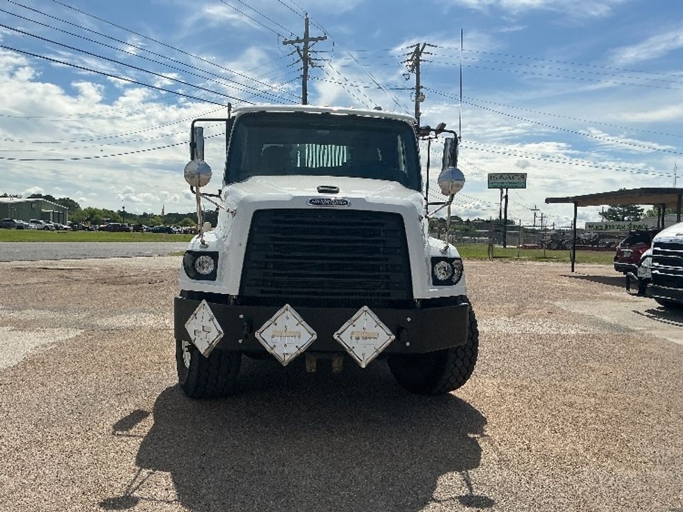 Flatbed Truck-Light and Medium Duty Trucks-Freightliner-2019-114SD-Longview-TX-106,765\n\t\tmiles-$ 93,750 - Image 2