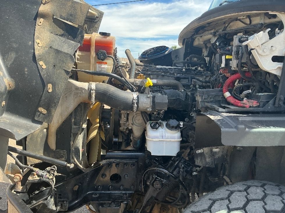 Flatbed Truck-Light and Medium Duty Trucks-Freightliner-2019-114SD-Longview-TX-106,765\n\t\tmiles-$ 93,750 - Image 24