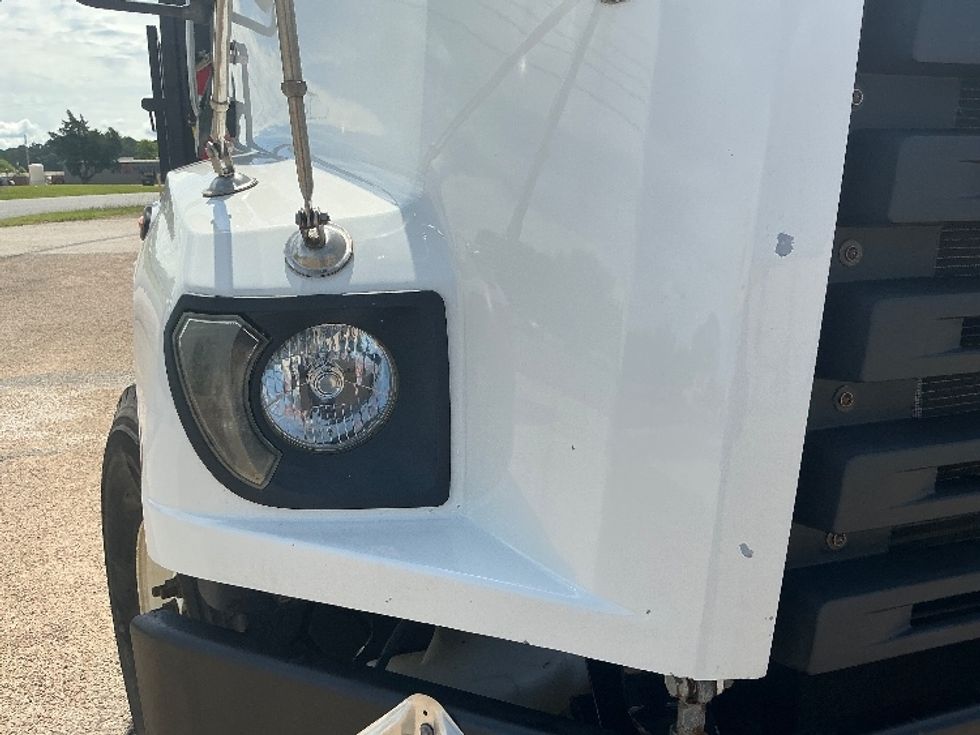 Flatbed Truck-Light and Medium Duty Trucks-Freightliner-2019-114SD-Longview-TX-106,765\n\t\tmiles-$ 93,750 - Image 27