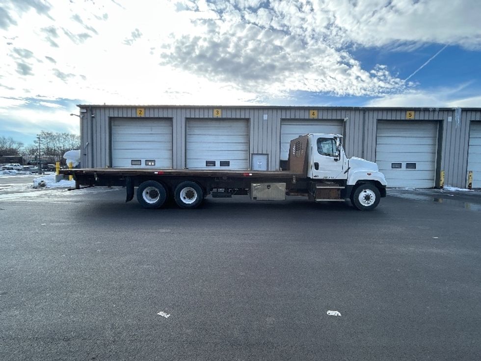 Flatbed Truck-Light and Medium Duty Trucks-Freightliner-2019-114SD-Minoa-NY-408,580\n\t\tmiles-$ 86,750 - Image 11