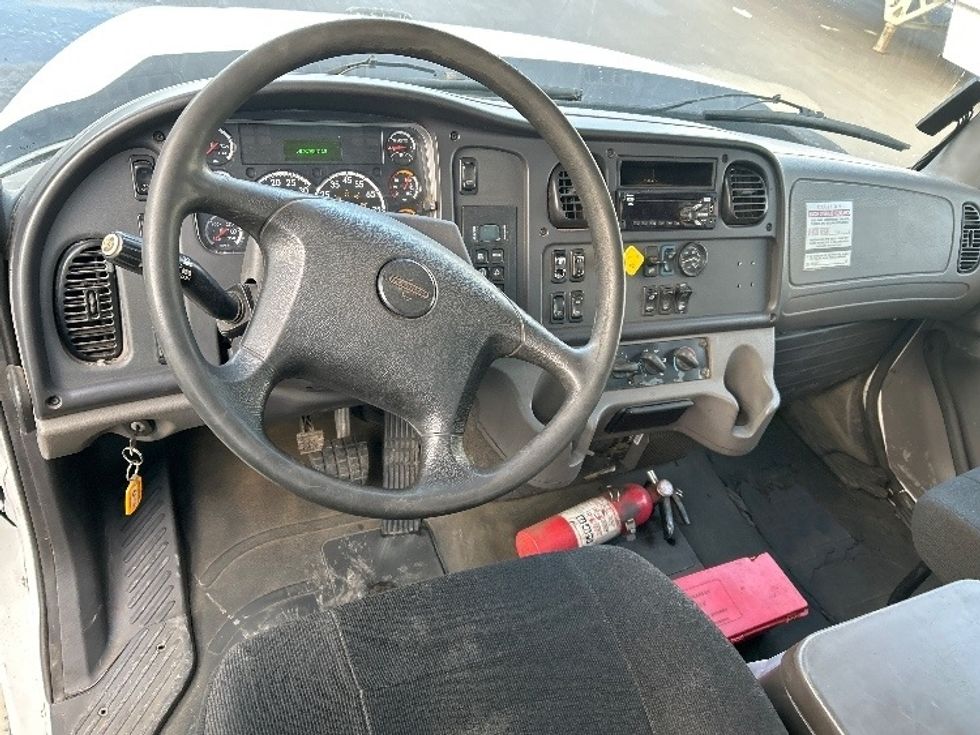 Flatbed Truck-Light and Medium Duty Trucks-Freightliner-2019-114SD-Minoa-NY-408,580\n\t\tmiles-$ 86,750 - Image 13