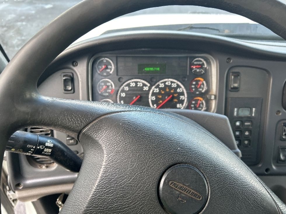 Flatbed Truck-Light and Medium Duty Trucks-Freightliner-2019-114SD-Minoa-NY-408,580\n\t\tmiles-$ 86,750 - Image 14