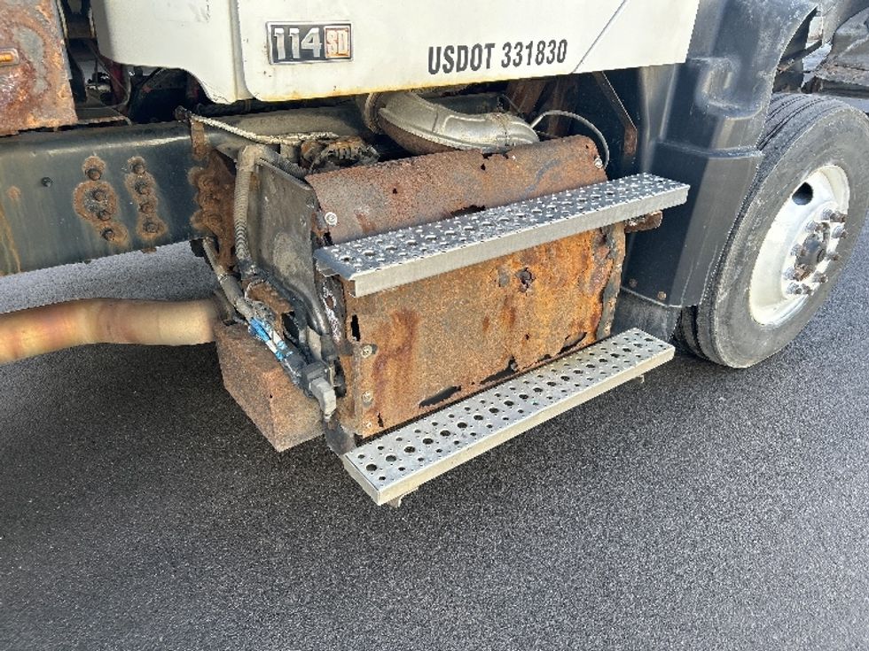 Flatbed Truck-Light and Medium Duty Trucks-Freightliner-2019-114SD-Minoa-NY-408,580\n\t\tmiles-$ 86,750 - Image 21