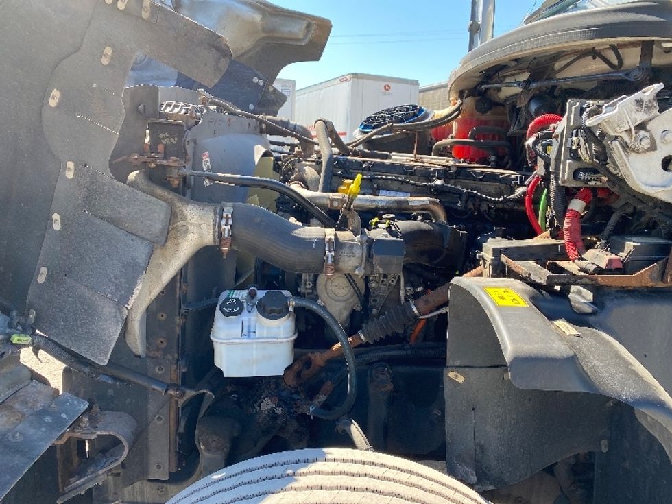 Flatbed Truck-Light and Medium Duty Trucks-Freightliner-2019-114SD-Minoa-NY-417,322\n\t\tmiles-$ 86,250 - Image 19