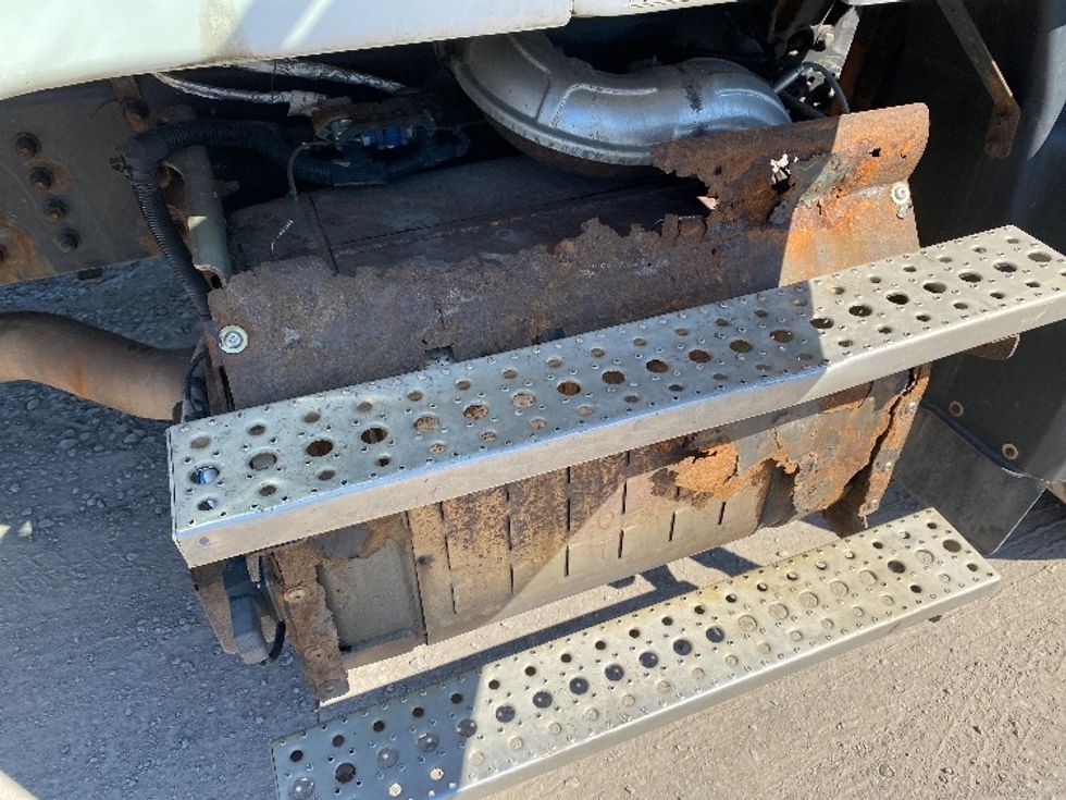 Flatbed Truck-Light and Medium Duty Trucks-Freightliner-2019-114SD-Minoa-NY-417,322\n\t\tmiles-$ 86,250 - Image 21