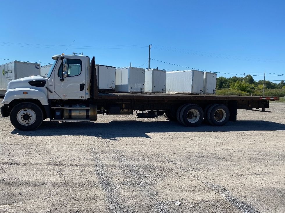 Flatbed Truck-Light and Medium Duty Trucks-Freightliner-2019-114SD-Minoa-NY-417,322\n\t\tmiles-$ 86,250 - Image 4