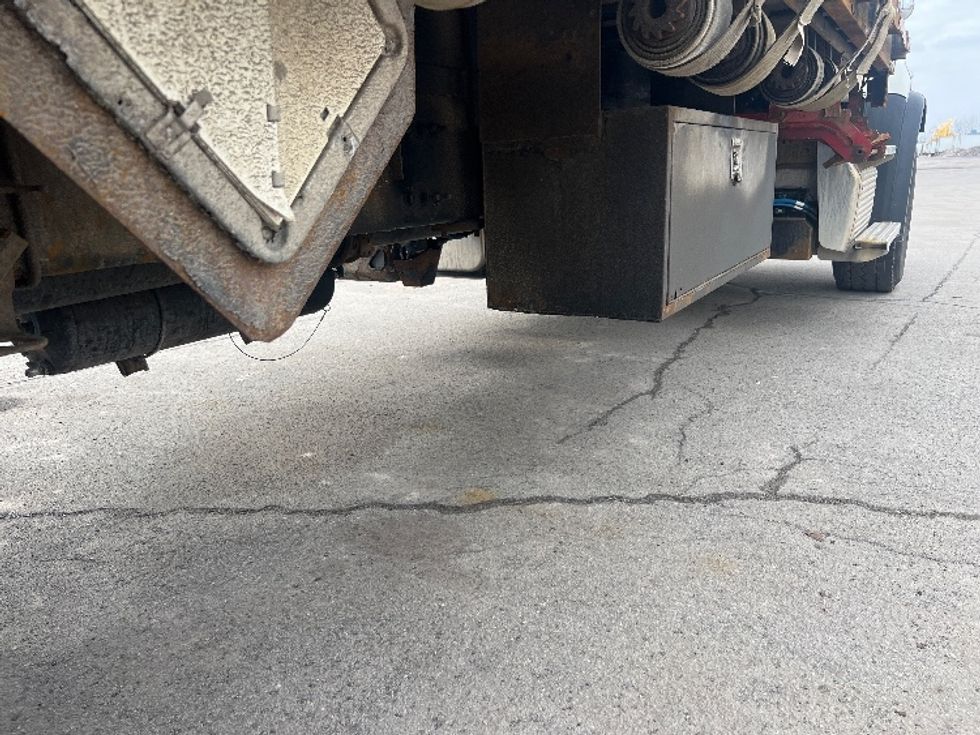 Flatbed Truck-Light and Medium Duty Trucks-Freightliner-2019-114SD-Rochester-NY-239,470\n\t\tmiles-$ 105,500 - Image 14