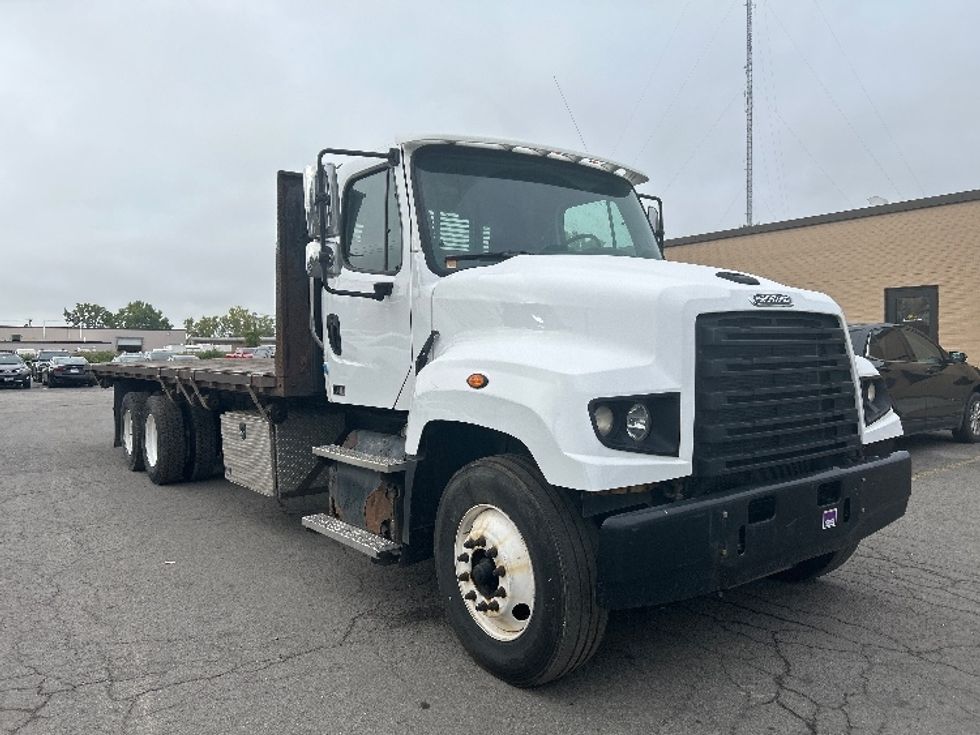 Flatbed Truck-Light and Medium Duty Trucks-Freightliner-2019-114SD-Rochester-NY-348,169\n\t\tmiles-$ 91,250 - Image 1