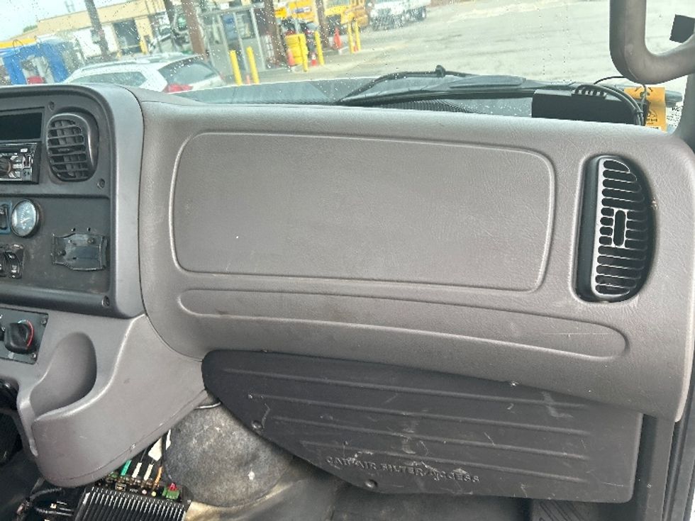 Flatbed Truck-Light and Medium Duty Trucks-Freightliner-2019-114SD-Rochester-NY-348,169\n\t\tmiles-$ 91,250 - Image 21