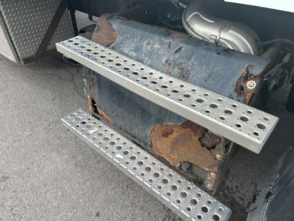 Flatbed Truck-Light and Medium Duty Trucks-Freightliner-2019-114SD-Rochester-NY-348,169\n\t\tmiles-$ 91,250 - Image 29