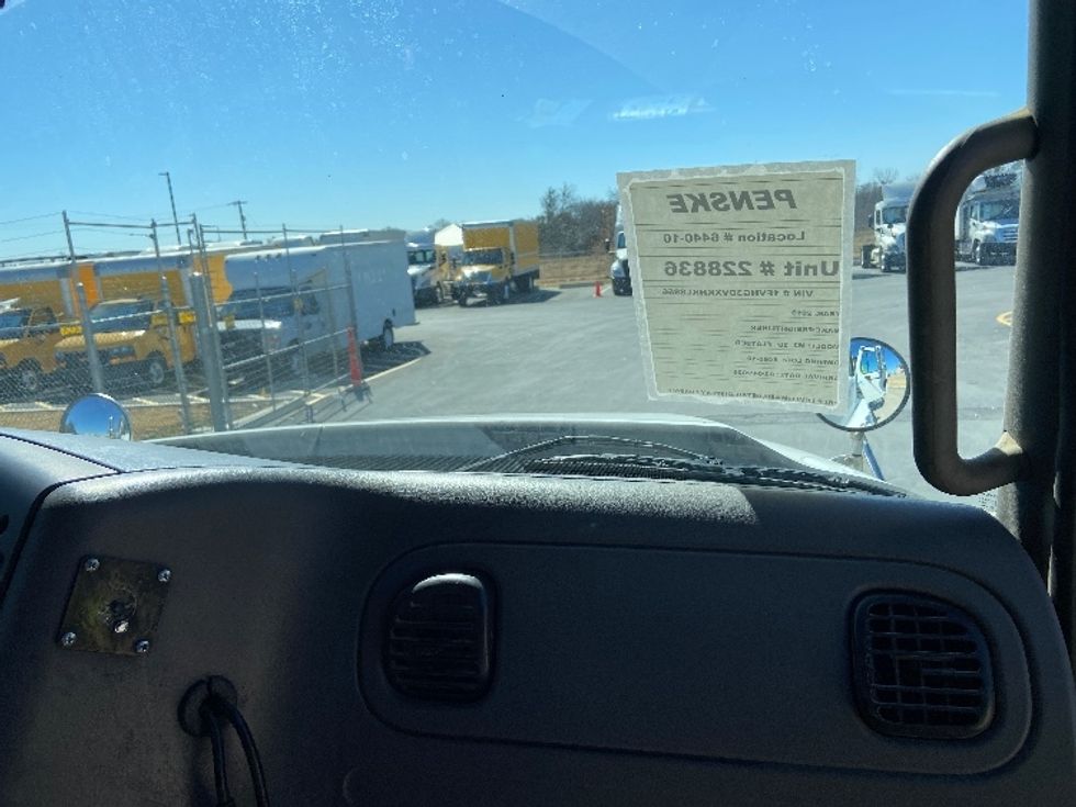 Flatbed Truck-Light and Medium Duty Trucks-Freightliner-2019-114SD-San Antonio-TX-223,117\n\t\tmiles-$ 90,750 - Image 19