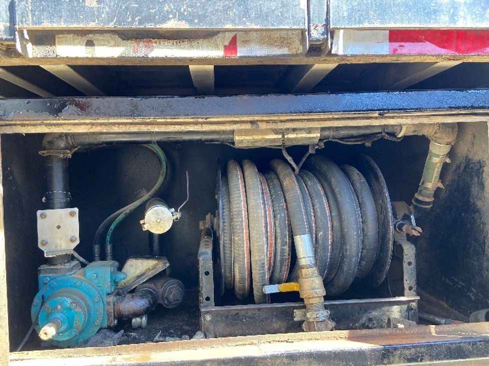 Flatbed Truck-Light and Medium Duty Trucks-Freightliner-2019-114SD-San Antonio-TX-223,117\n\t\tmiles-$ 90,750 - Image 26