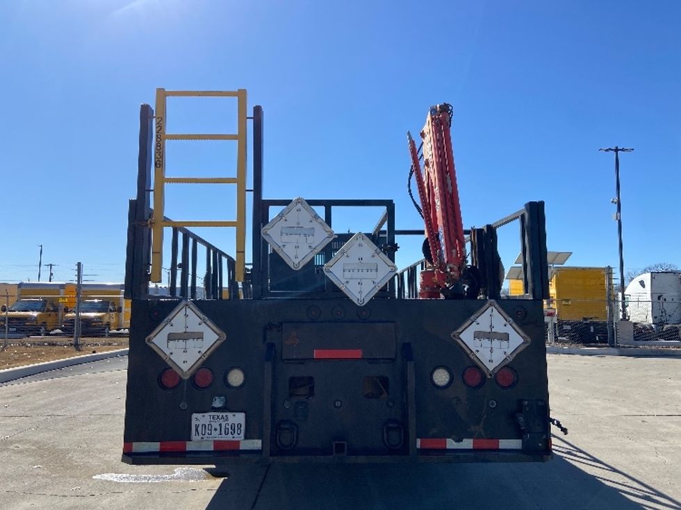 Flatbed Truck-Light and Medium Duty Trucks-Freightliner-2019-114SD-San Antonio-TX-223,117\n\t\tmiles-$ 90,750 - Image 7